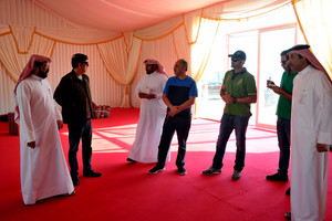 بالصور... اللجنة المنظمة تزور الموقع والقعود يؤكد التطلع لإبراز المسابقة