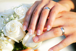 بحريني يتخذ سوريةً زوجة ثانية له... وينتقد غياب 'ثقافة التعدد' في المجتمع