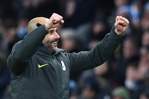 غوارديولا حائر بين التمسك بالأمل وتبرير الفشل