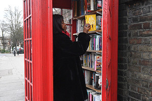 بالصور... اكشاك الهواتف الحمراء في بريطانيا تتحول لوسيلة للابتكار