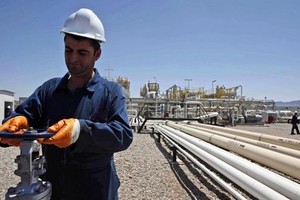 العراق بدأ تقليص إنتاجه من الخام التزاما بقرار أوبك