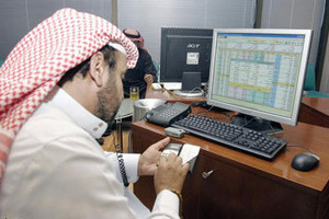 سوق الاكتتابات العامة الخليجي يبحث عن قائد