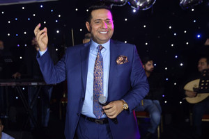 بالصور... حاتم العراقي يستقبل 2017 في الأردن