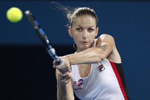 بليسكوفا تسحق كورنيه وتتوج بلقب بطولة بريزبين للتنس