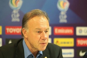 المحرق يقيل الكرواتي رادان ويعين غاسبرت لفريق كرة القدم