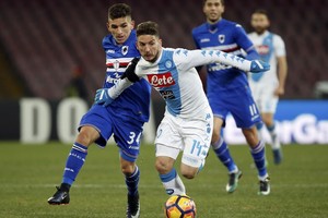 بالفيديو... نابولي يلدغ سامبدوريا بهدف قاتل ويقاسم روما وصافة الدوري الإيطالي