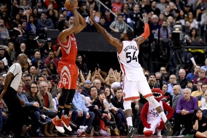 بالفيديو... هاردن المتألق يقود روكتس للفوز الثامن على التوالي