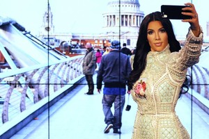 سائق أسرة كيم كارداشيان في باريس ضمن المقبوض عليهم لصلته بالسرقة