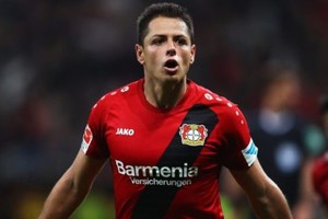 المكسيكي 'تشيتشاريتو' راغب في البقاء مع باير ليفركوزن الألماني