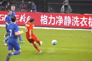 بالفيديو... تشيلي تهزم كرواتيا بركلات الترجيح وتتأهل لنهائي دورة كأس الصين الودية