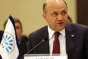 وزير الدفاع التركي: تطور علاقاتنا مع روسيا لا يعني إضعافها مع الناتو