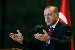 المتحدث باسم إردوغان ينتقد الجيش الأميركي لدعمه فصيلاً كردياً سورياً