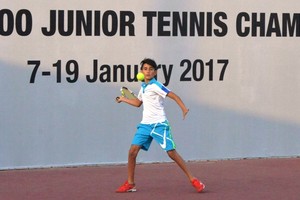 عيسى العيسي يحقق لقب فردي 14 سنة ببطولة شركة إبراهيم خليل كانو لناشئي التنس