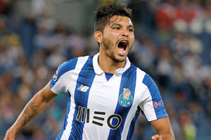 هال سيتي يكثف مجهوداته للحصول على خدمات البرازيلي إيفاندرو جويبل لاعب بورتو