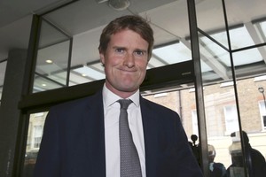 برلماني معتدل بحزب العمال البريطاني يعلن عن استقالته ويقبل وظيفة بمتحف