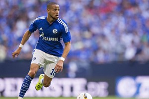 دارمشتاد يدعم هجومه باستعارة سيدني سام من شالكه