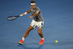 فيدرر يتطلع إلى رؤية 'عائلته الكبيرة' من جديد بعد العودة المطمئنة في 2017