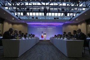 بالصور... 'اجتماع باريس': حل الدولتين السبيل الوحيد لتحقيق تقدم في الشرق الأوسط