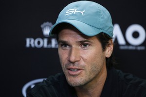 الألماني هاس يعود لملاعب التنس بعد غياب طويل