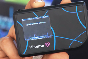 شاب لبناني يطور جهازا لمراقبة القلب خارج المستشفى