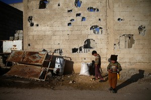 'المرصد': قوات النظام السوري تحاصر منطقة وادي بردى قرب دمشق