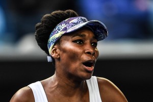 فينوس وليامز تتجاوز المباراة 'الغامضة' لتصعد إلى دور الستة عشر بأستراليا المفتوحة للتنس