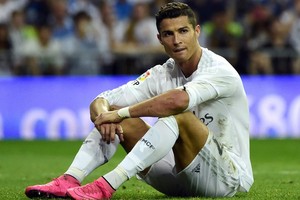 صحافي اسباني شهير يفجر مفاجأة كبيرة في ريال مدريد