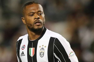 ايفرا على 'قائمة المغادرين' في يوفنتوس