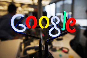 طريقة تسويق 'غوغل' لمنتجاتها ضمن منصاتها الإعلانية تثير القلق
