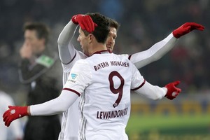 بالصور... ليفاندوفسكي ينقذ بايرن بالوقت القاتل