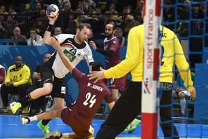 بالفيديو والصور... قطر تطيح بألمانيا وتتأهل لربع نهائي مونديال فرنسا لكرة اليد