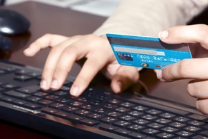 روسيا تقيد التبرعات السياسية على الانترنت قبل الانتخابات