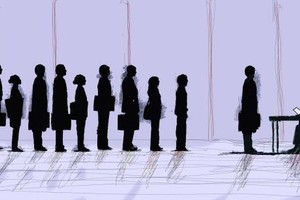 قراء 'الوسط': عاطلون لسنوات وفي تخصصات متعددة... والأجانب يحصلون على الوظائف والامتيازات