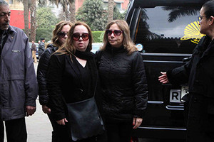 بالفيديو والصور... تشييع جثمان شاعر العامية المصرية سيد حجاب في القاهرة