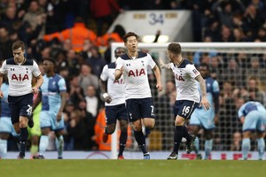 بالفيديو... توتنهام ينجو بأعجوبة من الخروج المبكر بكأس انجلترا