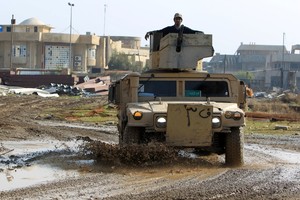 مقتل وإصابة 4 عناصر أمنية عراقية في انفجار بمدخل مدينة الفلوجة الغربي