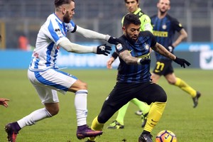 بالفيديو... إنتر ميلان يفوز بثلاثية وكييفو يسقط لاتسيو على ملعبه بهدف قاتل في الدوري الإيطالي