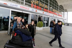 إيران تستدعي السفير الممثل لواشنطن في طهران للاحتجاج على الحظر الأميركي