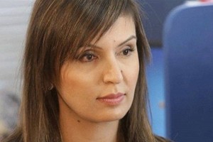 مذيعة لبنانية تدخل موسوعة جينيس للأرقام القياسية بأطول فترة بث مباشر