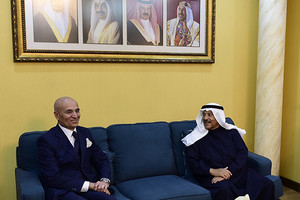 رئيس مجلس الشورى يستقبل سفير البحرين لدى اليابان