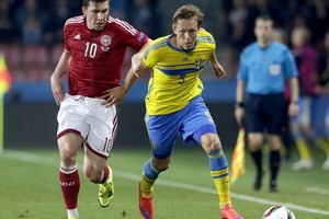 بريمن يتعاقد مع المدافع السويدي أوجوستينسون من كوبنهاجن الدنماركي