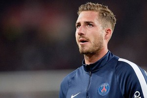 الإصابة تحرم سان جيرمان من حارس مرماه لعشرة أيام