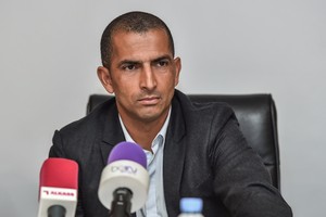 مدرب فريق الجيش القطري يعترف بالصعوبات التي يواجهها ويشدد على أهمية مباراة السيلية