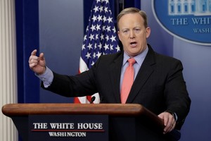 واشنطن: اتفاق اللاجئين مع أستراليا سيمضي قدماً بـعد تطبيق 'التدقيق الشديد' 