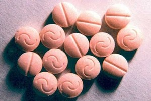 «الداخلية السعودية»: القبض على 3 أشخاص في جدة وبحوزتهم 2.3 مليون قرص «إمفيتامين»