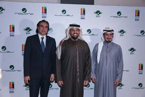 بالصور... حسين الجسمي: ذبحني الشوق يا البحرين