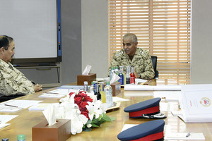 رئيس هيئة الأركان يترأس اجتماع اللجنة الأمنية المشتركة      