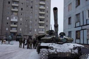 اتهامات متبادلة بين أوكرانيا والانفصاليين بقتل المزيد من المدنيين