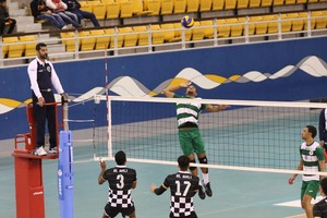 بالصور... الأهلي يتجاوز 'الريف' في دوري الطائرة