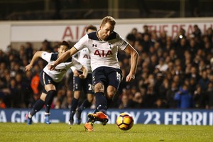 بالفيديو... توتنهام ينفرد بالمركز الثاني في الدوري الانجليزي